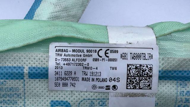 Подушка безпеки, збоку права айрбег 5E0880742 VAG