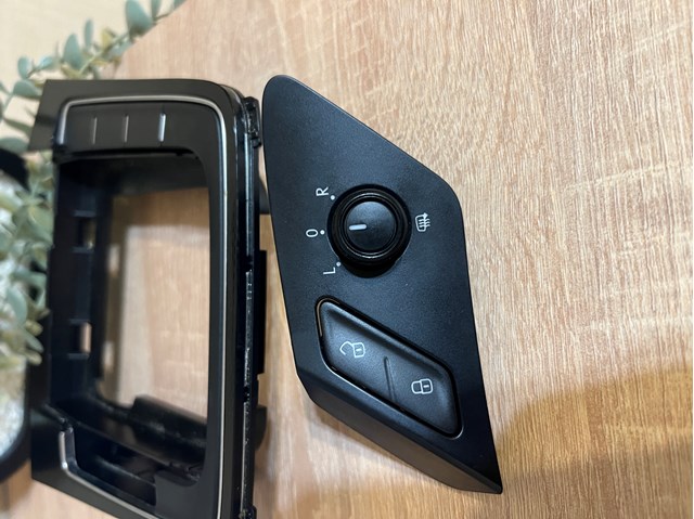 Прилади управління блокуванням замків 5G0962125A VAG