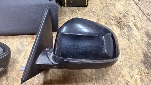Бічне дзеркало заднього виду в зборі 51167395681 BMW