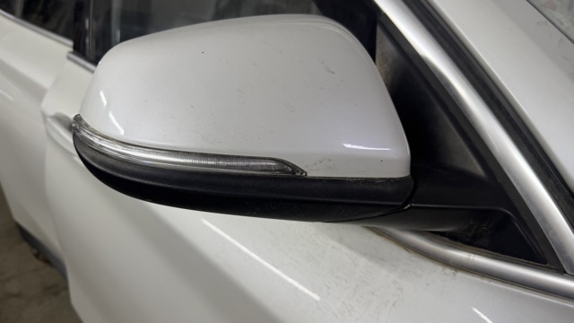 Корпус дзеркала заднього виду, правий 51167459788 BMW