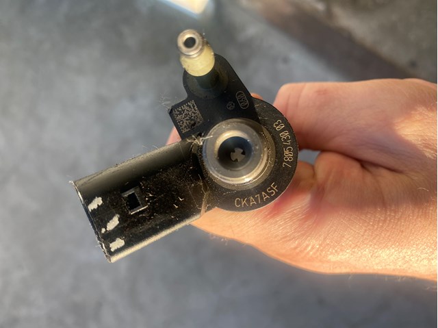 Форсунки електромагнітні 7805430 BMW