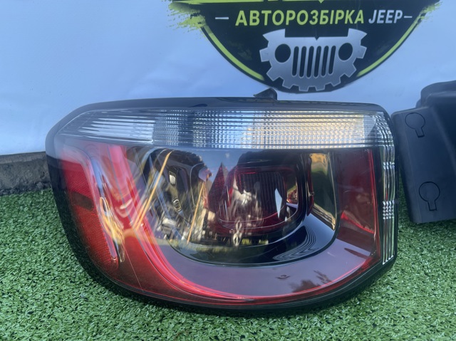 Ліхтар задній лівий, зовнішній 68417081AD CHRYSLER
