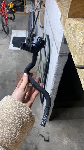 Водопровідна труба 5Q0122291AD VAG