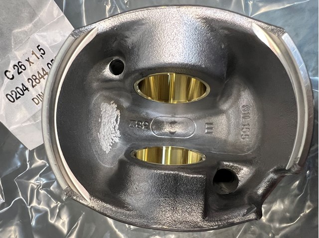 Поршень в зборі 028PI00155002 MAHLE
