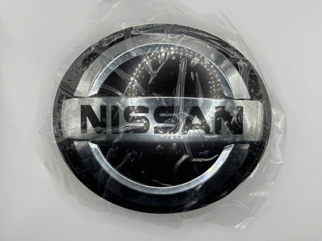 Емблема на решітку радіатора 62890HV20A NISSAN