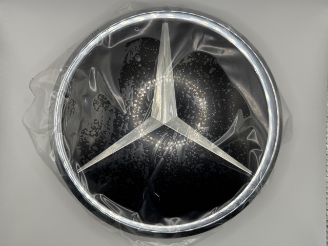 Фірмовий значок решітки радіатора A1648880411 MERCEDES