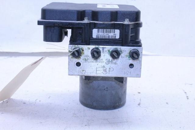 Блок керування АБС (ABS) 8E0614517BF VAG