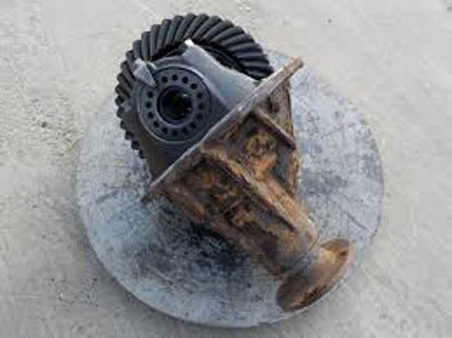 Редуктор колісний моста заднього Mitsubishi L 200 4