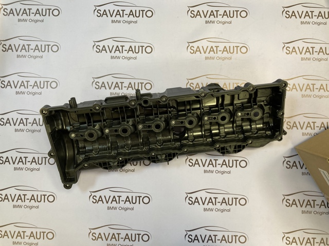 Кришка клапанна 11128571308 BMW