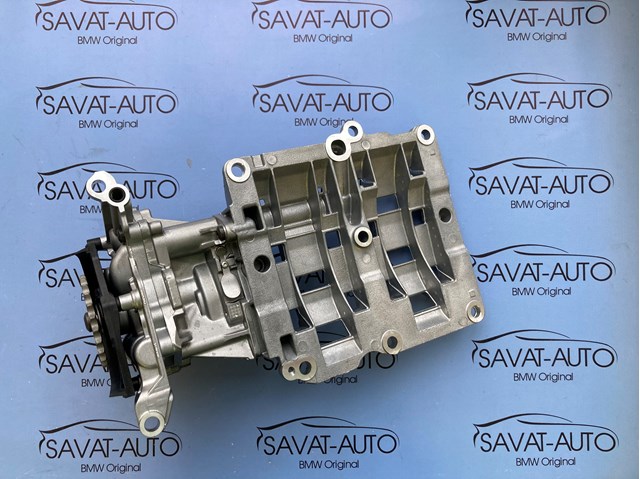 Насос маслозакачуючий 11417810823 BMW