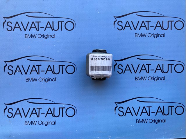 Сайлентблок нижнього важеля передньої підвіски 31106786959 BMW
