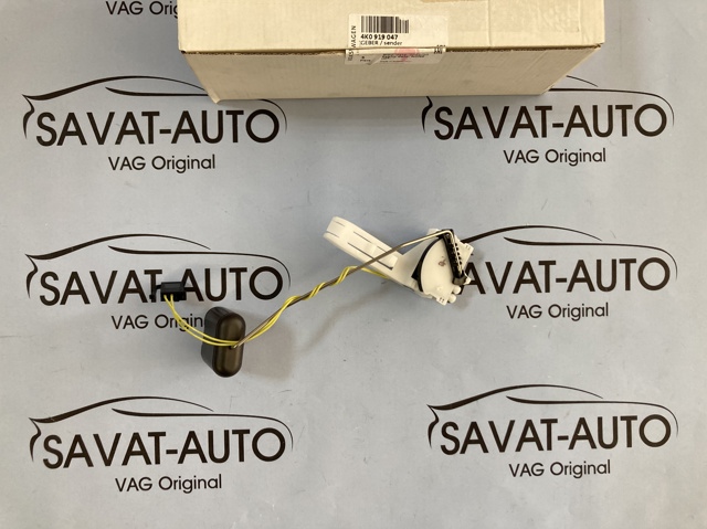 Датчик рівня палива в бензобаку 4K0919047 VAG