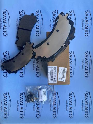 Колодки гальмівні дискові комплект 4M0698151BL VAG