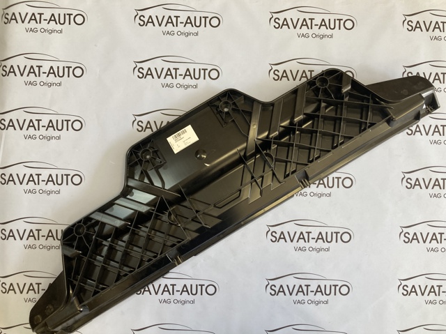 Кронштейн бампера заднього, центральний 4M0807329 VAG