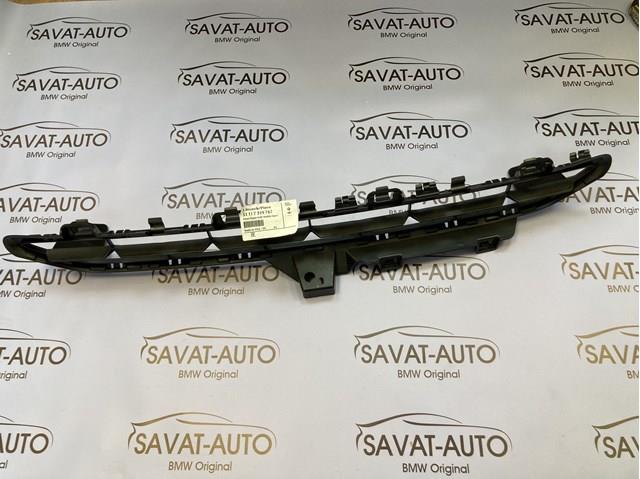 Решітка переднього бампера, верхня 51117319767 BMW