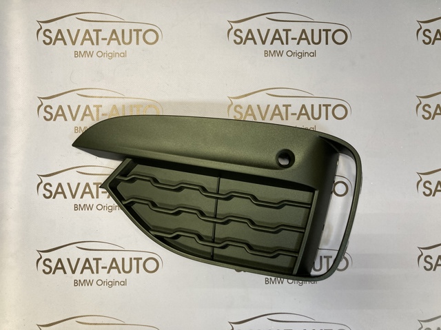 Решітка радіатора ліва 51118069333 BMW