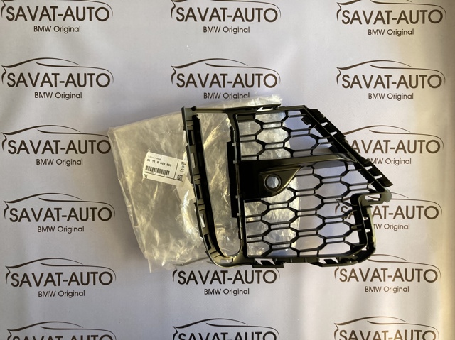 Решітка переднього бампера, нижня 51118069890 BMW