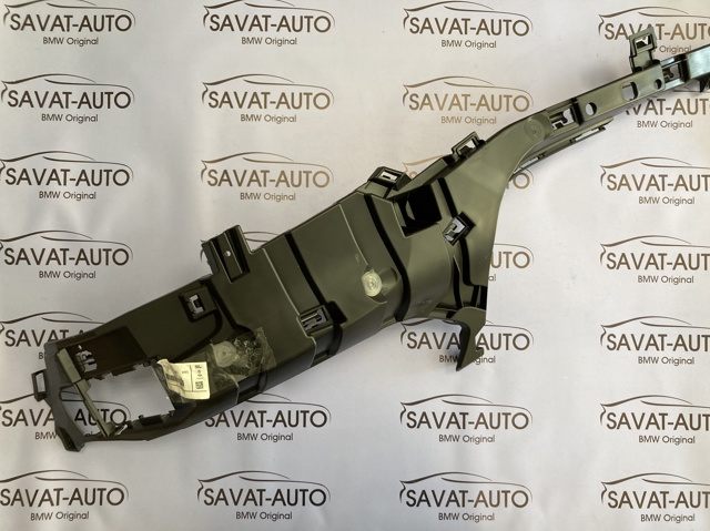 Кронштейн кріплення бампера переднього лівий 51118081895 BMW