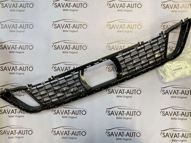 Решітка переднього бампера, нижня 51118098664 BMW