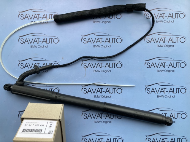 Амортизатор двері задньої 51247332696 BMW