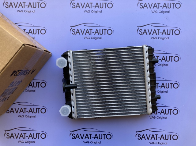 Радіатор охолодження двигуна, додатковий 80A121212E VAG