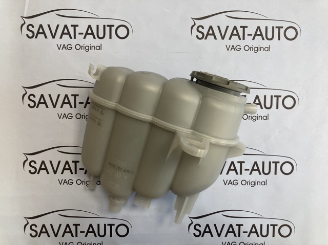 Бачок для води 8W0121405K VAG