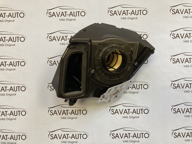 Корпус повітряного фільтра 8W0133837AB VAG