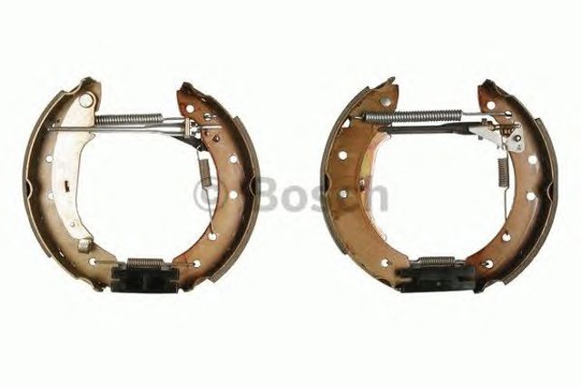 Колодки гальмові задні, барабанні 0204114551 BOSCH