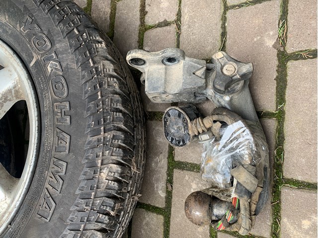 Прилад буксирний A1633150399 MERCEDES