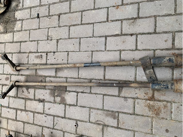 Торсіон передній, лівий A1633230665 MERCEDES
