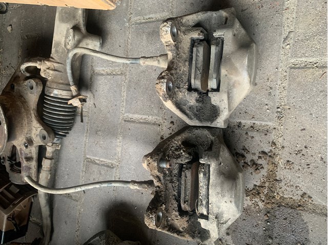 Супорт гальмівний задній правий A1634230198 MERCEDES