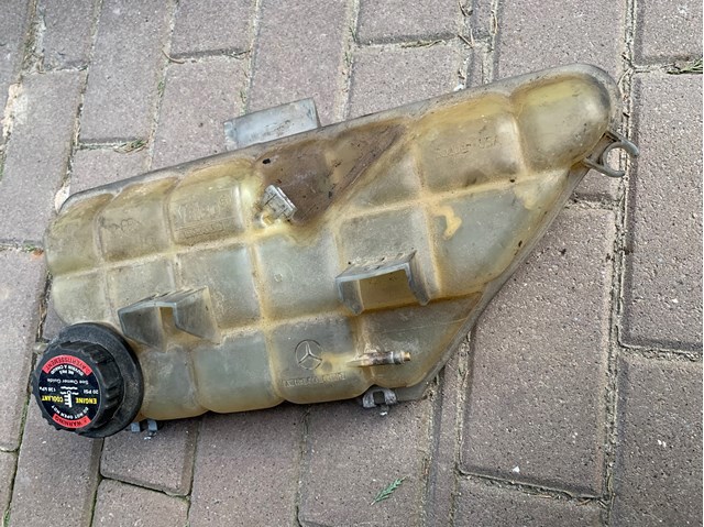 Бачок розширювальний A1635000349 MERCEDES