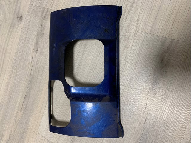 Заглушка бампера буксирувального гака, задня A1638801405 MERCEDES