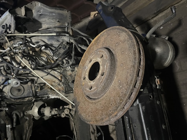Диск переднього гальма A2204211812 MERCEDES
