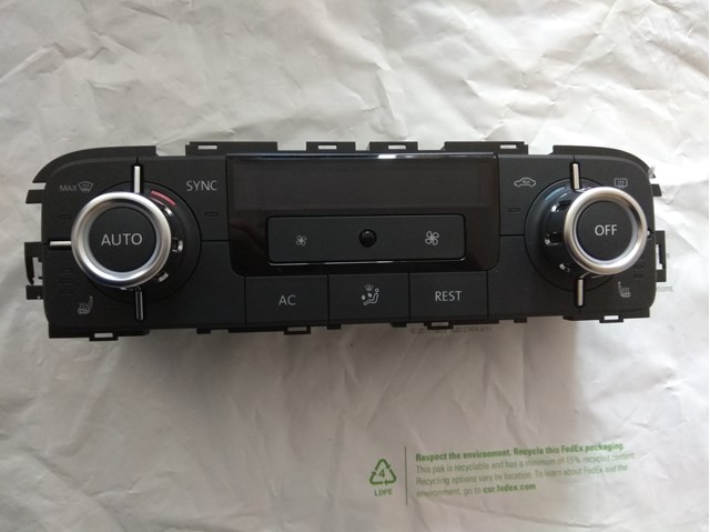 Блок управління кондиціонером 7P6907040BK VAG