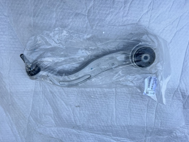 Поперечний важіль 31106879543 BMW