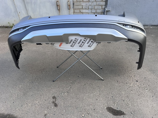 Кожух бампера заднього 4K9807067GGRU VAG