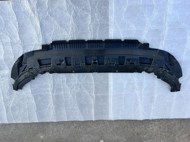 Обвіс бампера 4M0807611J VAG
