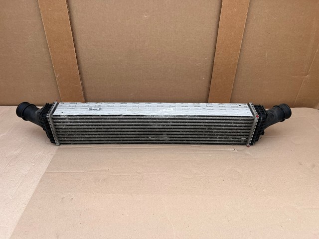 Охолоджувач наддувочного повітря 8K0145805AC VAG