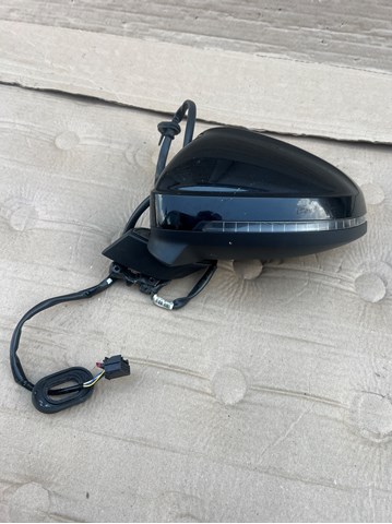 Бічне дзеркало заднього виду в зборі 8W1857409AC9B9 VAG