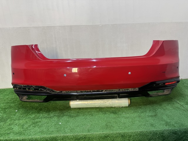 Кожух бампера заднього 8W6807067AFGRU VAG