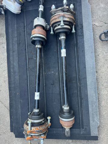 Піввісь задня, права 49801GI000 HYUNDAI
