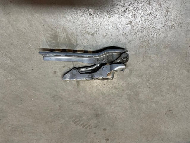 Завіс капота, правий 1Z0823302C VAG