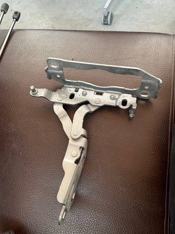 Петля капота, права 2048800828 MERCEDES