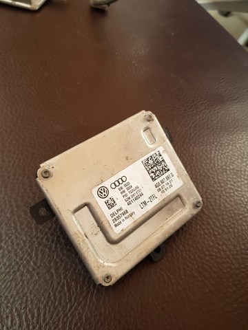 Блок упавленія автосвітла 4G0907697G VAG