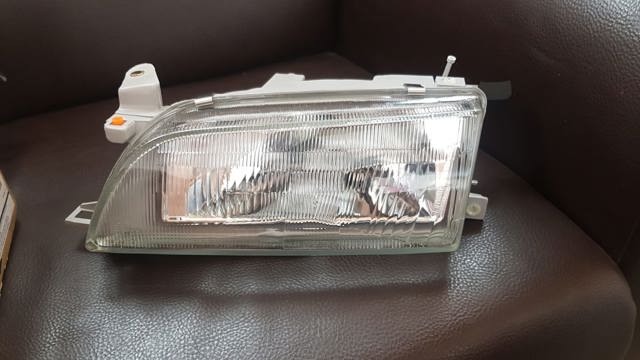 Основна фара в зборі ліва 5385951 VAN WEZEL