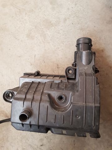 Коробка фільтра Volkswagen Golf 8