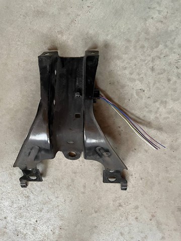 Кронштейн замку капоту 62552JD00A NISSAN