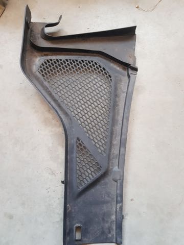 Жабо, праве 64319245594 BMW