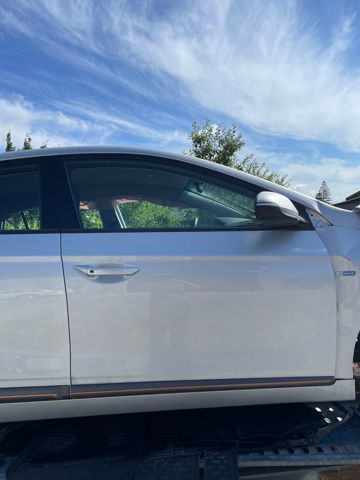 Дверка передня права 76004G2010 HYUNDAI
